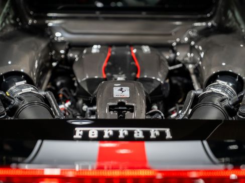 Used 2020 Ferrari 488 Pista Coupe image 43