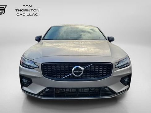 Used 2023 Volvo S60 B5 Core AWD/4WD image 8