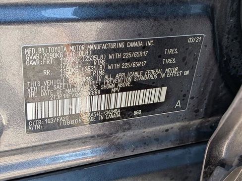 Used 2021 Toyota RAV4 XLE w/ XLE Grade Weather Package image 29