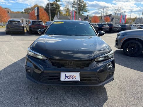 Used 2023 Honda Civic Sport image 8