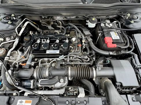 Used 2019 Honda Accord LX image 17