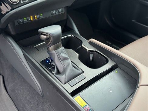 Used 2024 Lexus ES 350 w/ Premium Package image 22