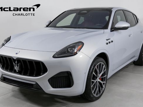 Used 2023 Maserati Grecale Modena AWD/4WD image 1