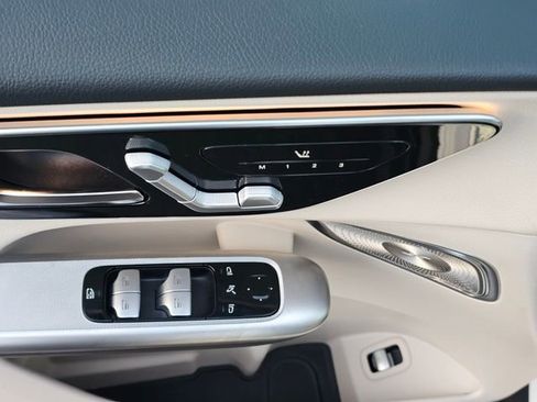 Certified 2026 Mercedes-Benz GLC 300 4MATIC image 23