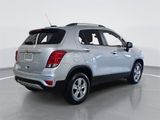 Used 2022 Chevrolet Trax LT w/ LT Convenience Package image 3
