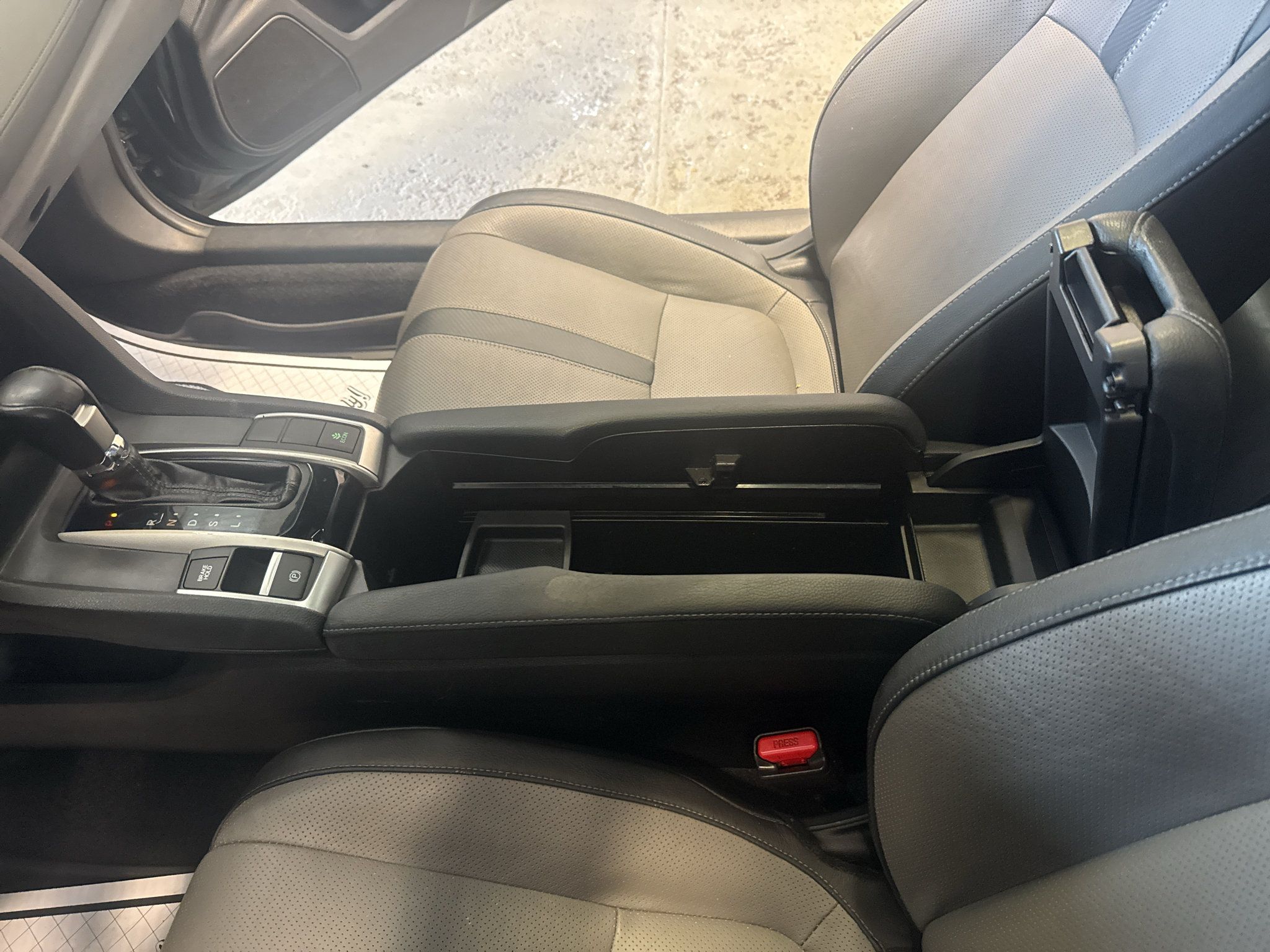 Used 2016 Honda Civic Touring image 21