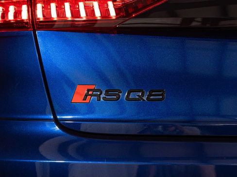 Used 2022 Audi RS Q8 w/ Black Optic Package AWD/4WD image 14