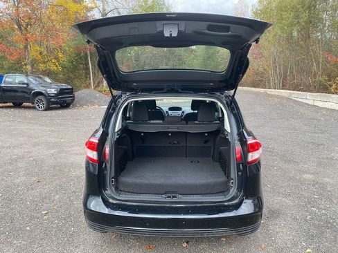 Used 2017 Ford C-MAX SE image 24