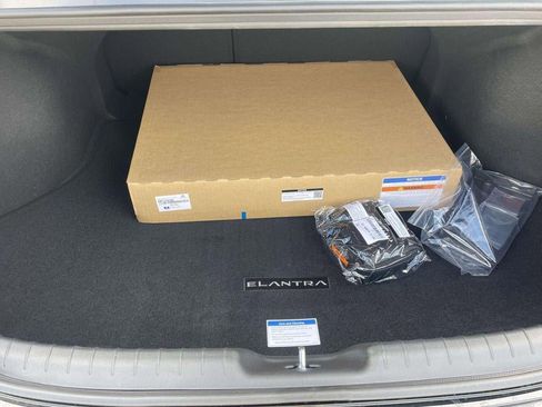 New 2026 Hyundai Elantra SEL Sport Premium image 26