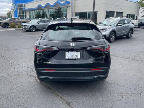Used 2023 Honda HR-V LX image 4