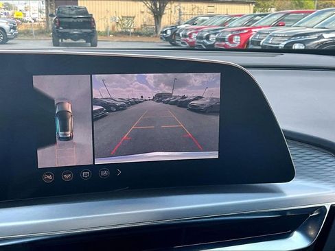 Certified 2025 Cadillac Lyriq Luxury w/ LPO, Floor Liner Package image 14