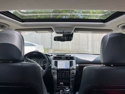 Used 2022 Toyota 4Runner Limited AWD/4WD image 30