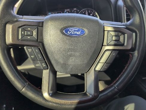 Used 2021 Ford Expedition Limited image 13