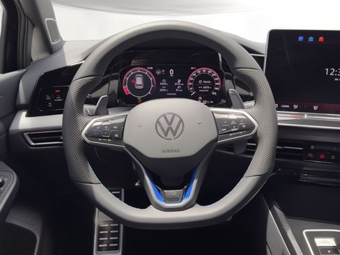 Used 2026 Volkswagen Golf AWD/4WD image 20