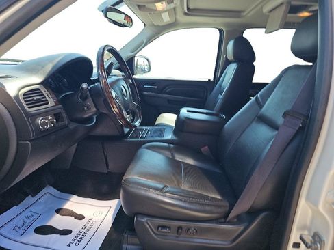 Used 2013 GMC Yukon XL Denali AWD/4WD image 9