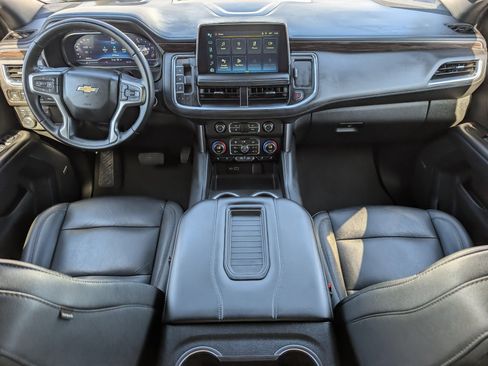 Certified 2024 Chevrolet Suburban LT AWD/4WD image 14