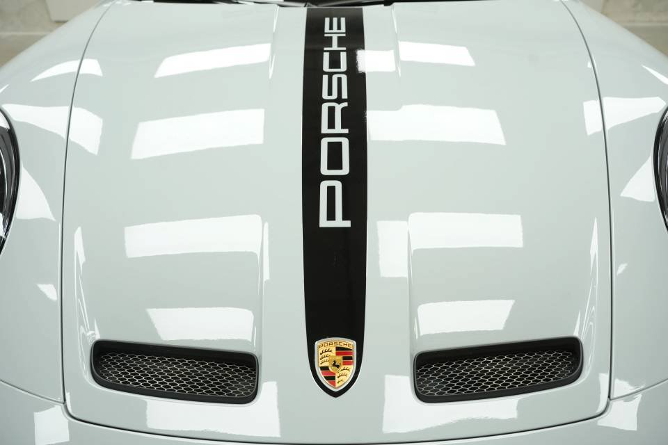 Certified 2022 Porsche 911 GT3 RWD image 30