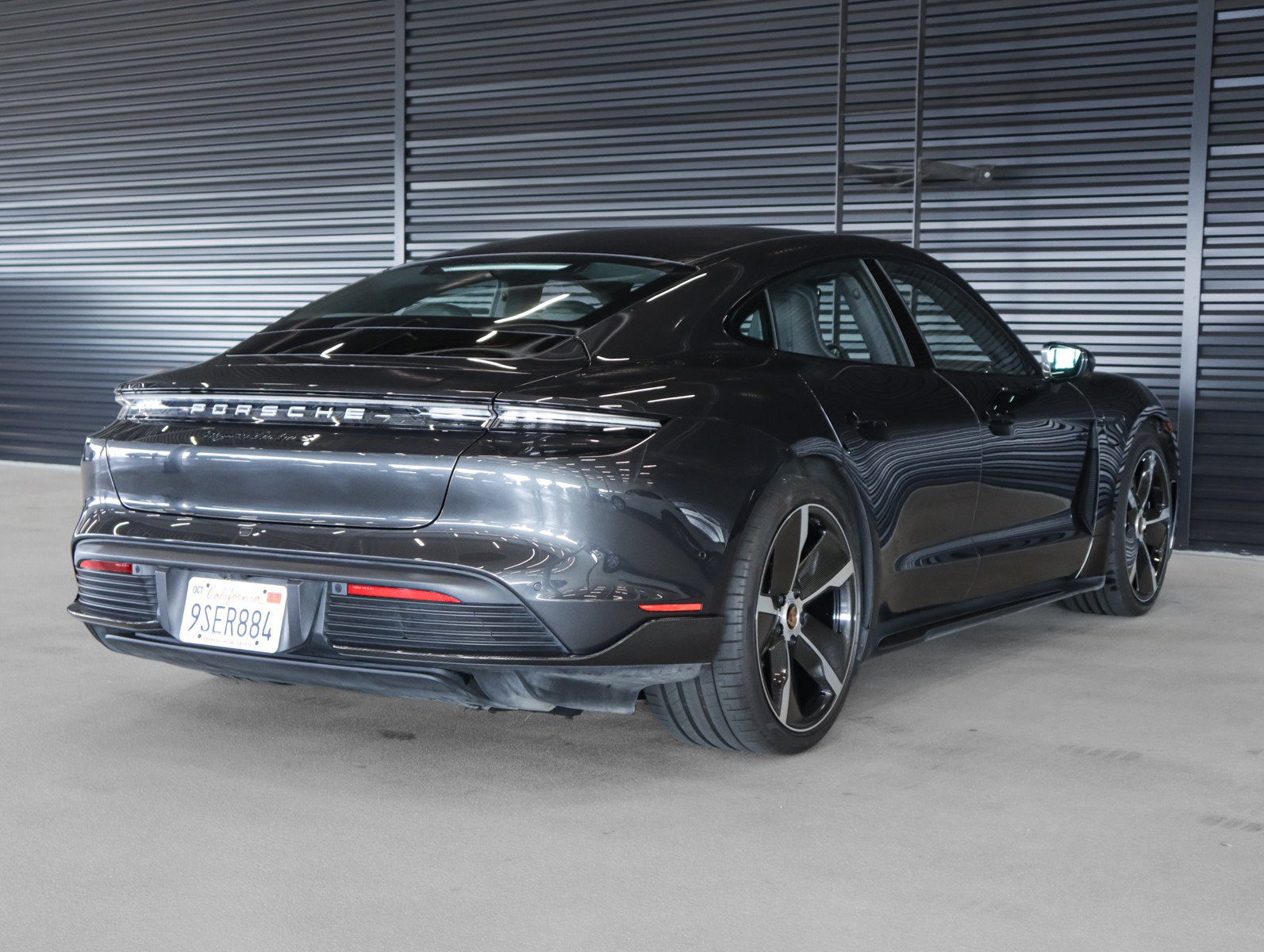Used 2020 Porsche Taycan Turbo S AWD/4WD image 13