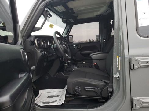 Used 2020 Jeep Wrangler Unlimited Sport image 29