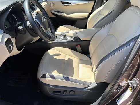 Used 2019 INFINITI QX50 Essential w/ Premium Audio Package AWD/4WD image 12
