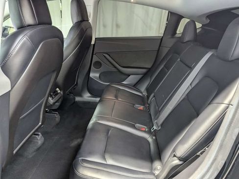 Used 2020 Tesla Model Y Long Range AWD/4WD image 9