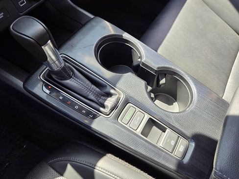 Certified 2023 Honda Civic EX-L image 34