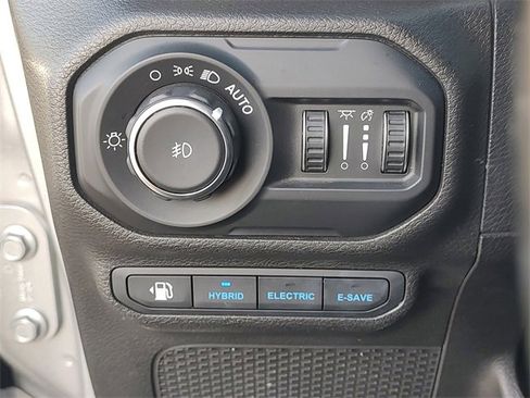 Certified 2021 Jeep Wrangler Unlimited Rubicon 4xe w/ Cold Weather Group image 30