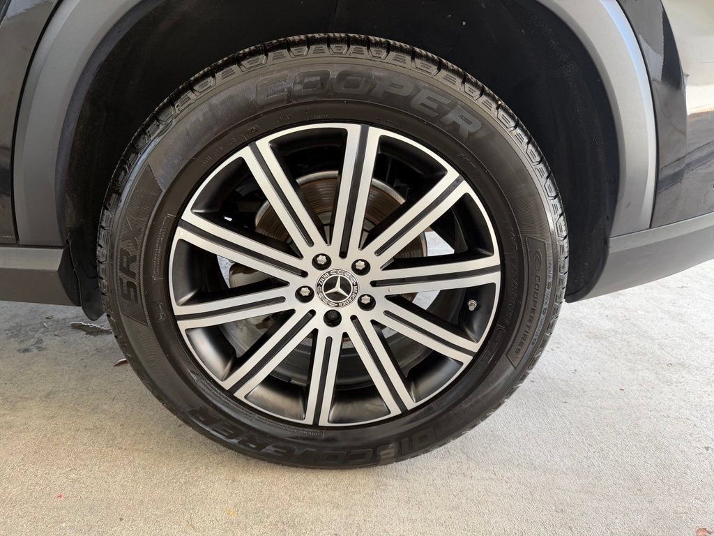 Used 2025 Mercedes-Benz GLE 350 4MATIC image 16