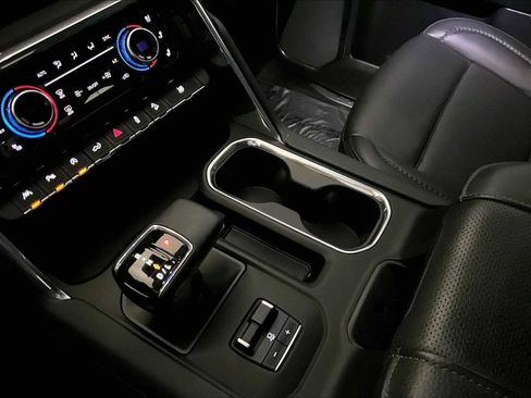 Used 2024 GMC Sierra 1500 Denali w/ Denali Reserve Package image 20