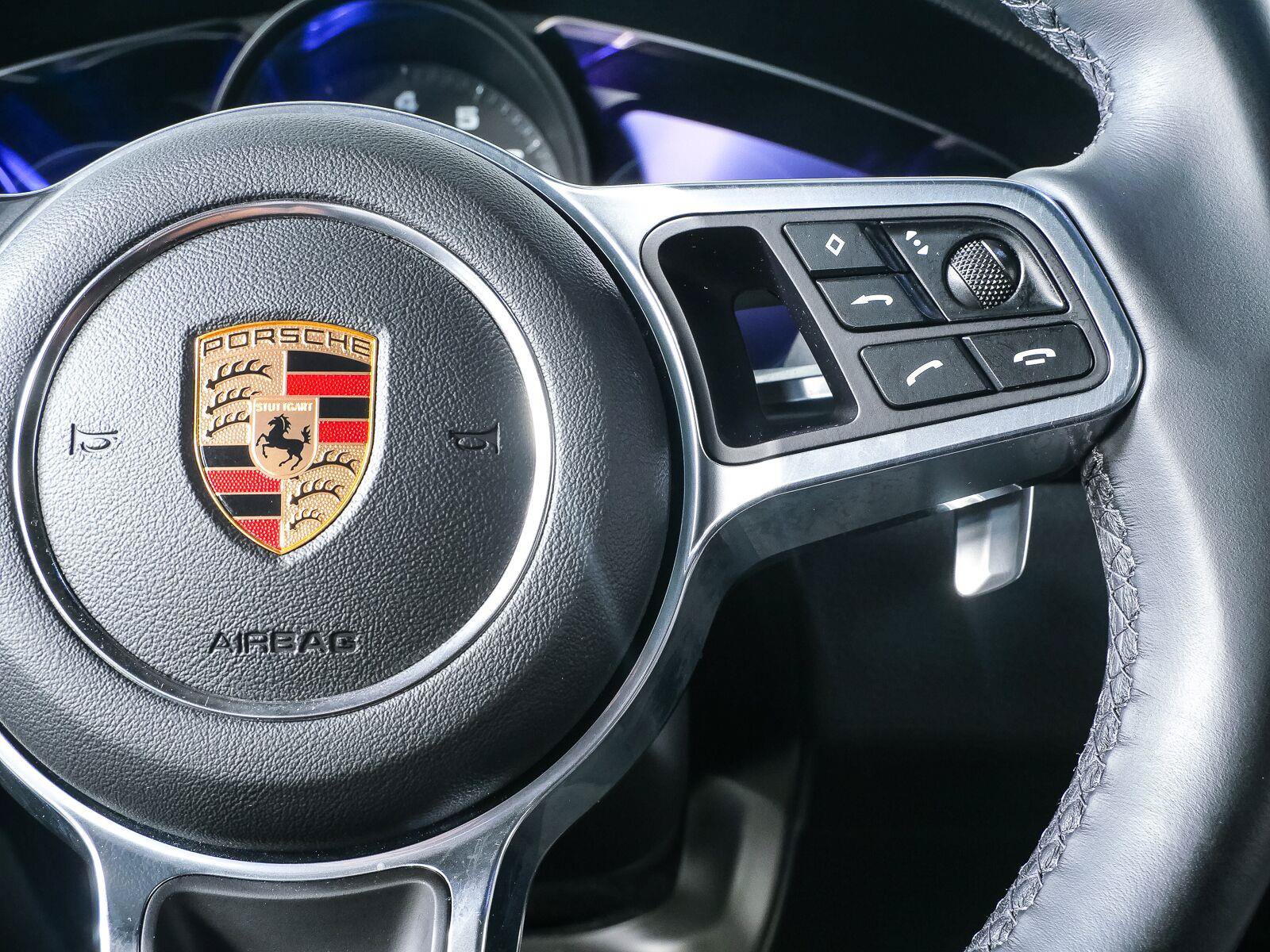 Used 2023 Porsche Cayenne Platinum Edition AWD/4WD image 12