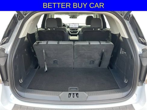 New 2026 Ford Explorer Active w/ Active Comfort Package AWD/4WD image 5