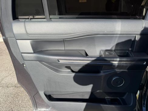 Used 2023 Ford Expedition Max XLT RWD image 17