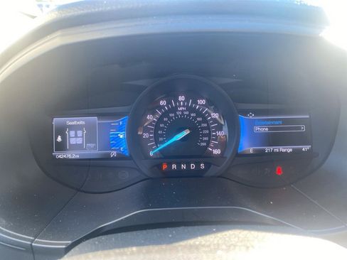 Used 2024 Ford Edge Titanium image 19