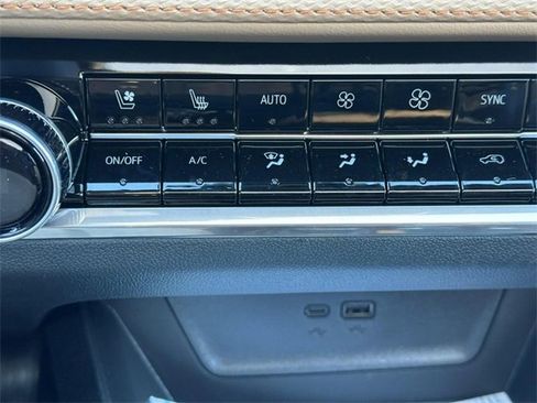 New 2026 Chevrolet Equinox ACTIV w/ Convenience Package III image 15