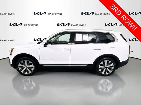 Used 2022 Kia Telluride EX w/ EX Premium Package FWD image 4