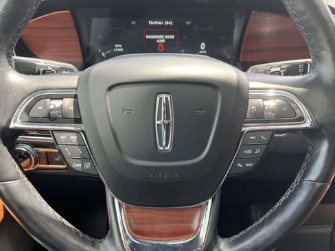 Used 2021 Lincoln Navigator Reserve w/ Luxury Package AWD/4WD image 23