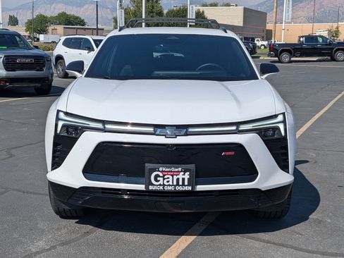 Used 2024 Chevrolet Blazer EV RS AWD/4WD image 9
