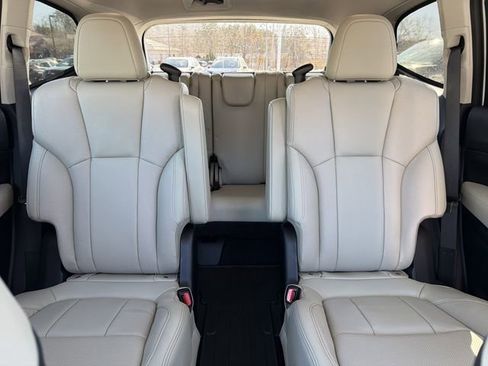 New 2026 Subaru Ascent Limited image 34