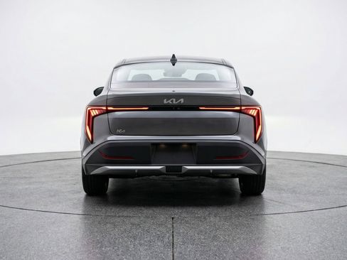 Used 2025 Kia K4 LXS image 7