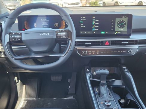 New 2026 Kia Sorento S AWD/4WD image 11