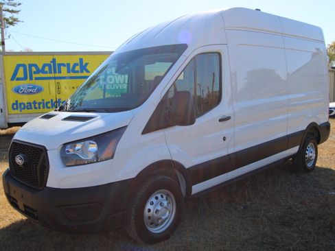New 2026 Ford Transit 250 148 High Roof image 21