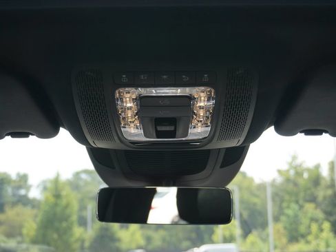 Certified 2025 Mercedes-Benz GLE 580 4MATIC image 31