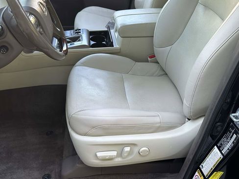 Used 2016 Lexus GX 460 w/ Premium Package AWD/4WD image 26