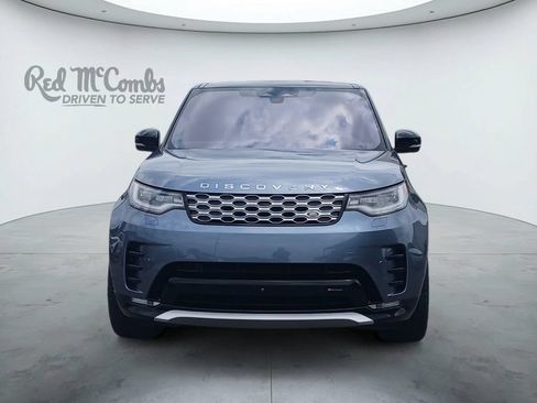 Used 2023 Land Rover Discovery Metropolitan Edition AWD/4WD image 8
