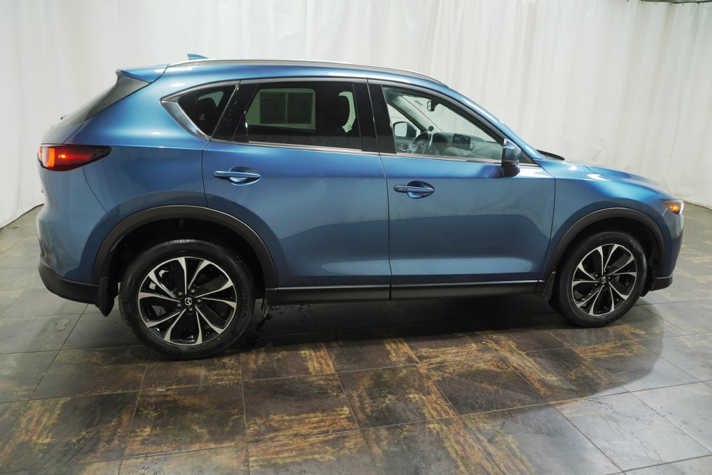 Used 2023 MAZDA CX-5 AWD 2.5 S w/ Premium Package image 4