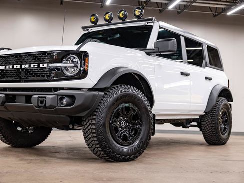Used 2023 Ford Bronco Wildtrak AWD/4WD image 20