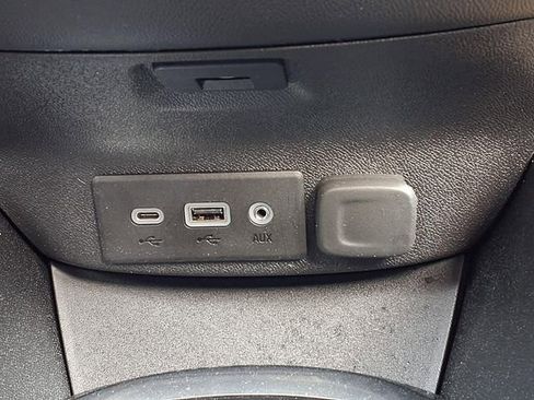 Used 2025 Chevrolet Malibu LT FWD image 15