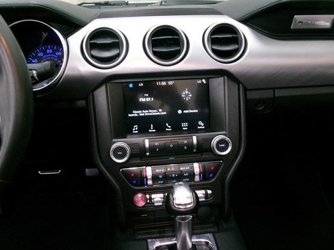 Used 2018 Ford Mustang Premium RWD image 32