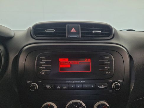 Used 2014 Kia Soul + FWD image 25