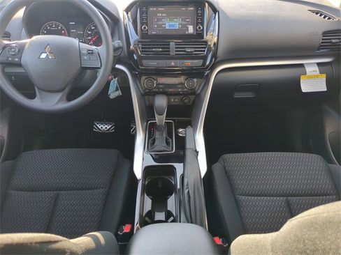 New 2025 Mitsubishi Eclipse Cross ES image 17